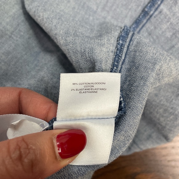 Women's Medium Anne Klein Blue Denim Vest with Tie Front 💙👕 - Picture 6 of 8